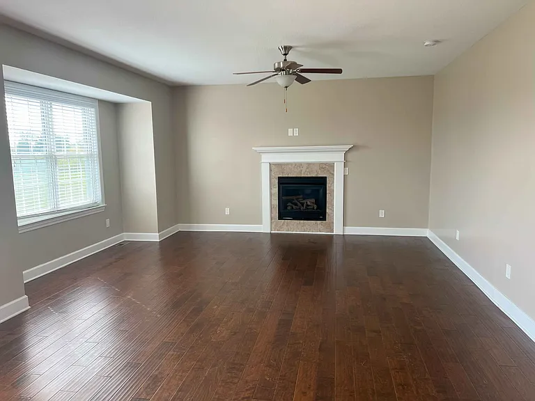 5 Blackstone Ct — Photo 3