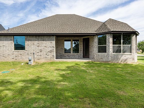 4th image of 2209 Snake River Dr