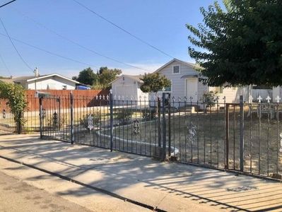 2232 E Lindsay St, Stockton, CA, 95205