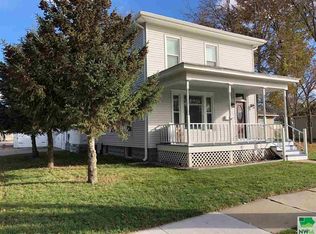 114 6th Ave SW, Le Mars, IA 51031