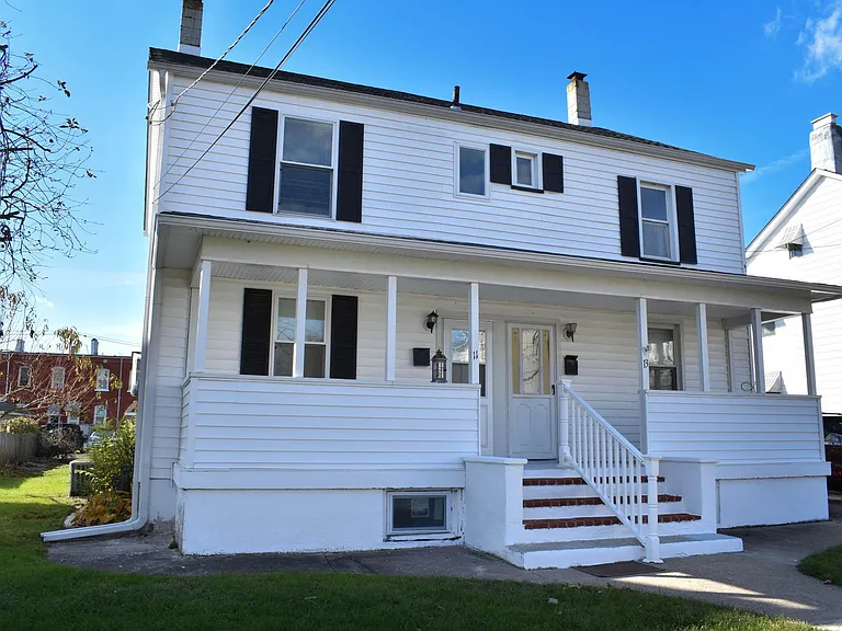 11 Church St #2 — Photo 1