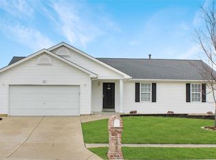 241 Split Rail Dr, Wentzville, MO 63385