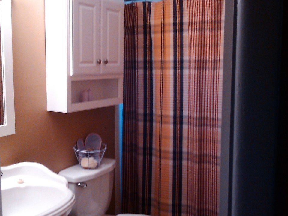 2nd image of 2024 A St NE