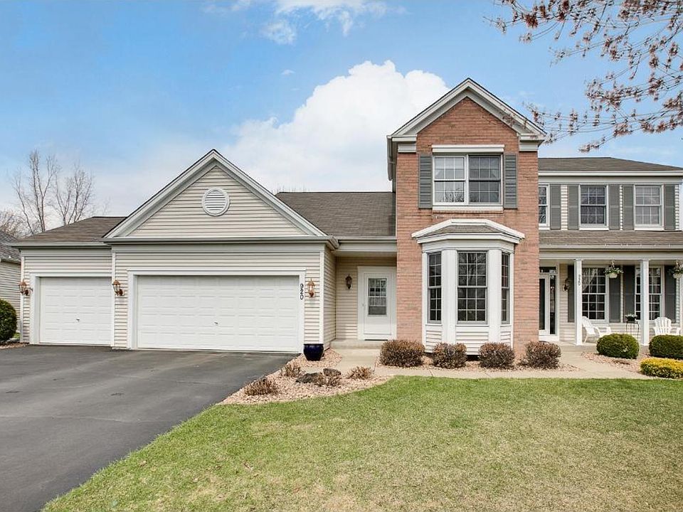1st image of 920 Briar Glen Ln