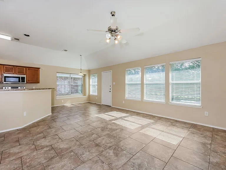 7312 Sierra Way — Photo 5
