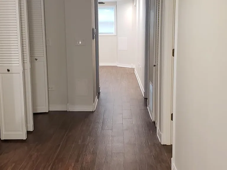 1637 N Karlov Ave #BASEMENT — Photo 2