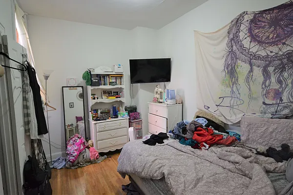 Rented by Bold New York | media 18