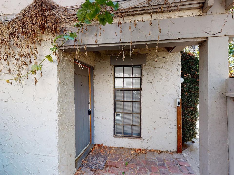 1st image of 601 E Marshall St