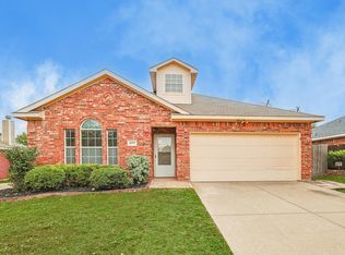 4517 Country Creek Dr, Dallas, TX 75236