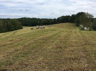 1400 Camp Rd SE, Port Washington, OH 43837