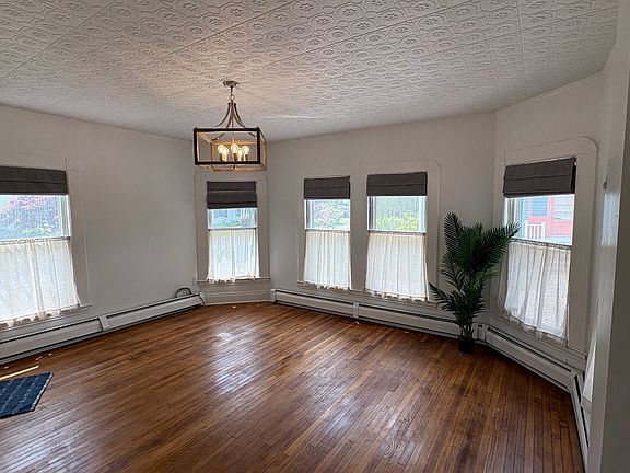 Great natural lighting