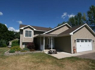 40705 Finley Rd, North Branch, MN 55056