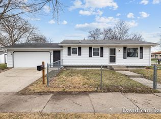 395 Farnham St SE, Kentwood, MI 49548