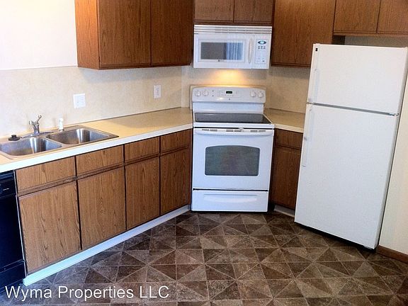 2nd image of 2940 Earle Ave SW APT 4