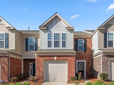 2426 Kensington Station Pkwy, Charlotte, NC, 28210