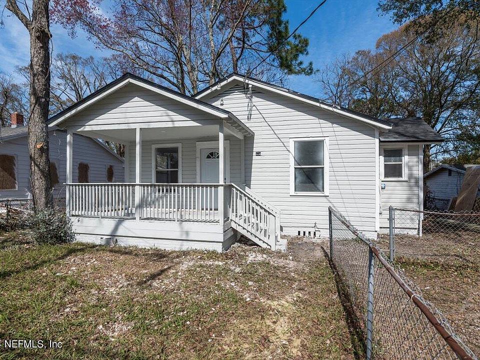1st image of 3511 COMMONWEALTH Avenue