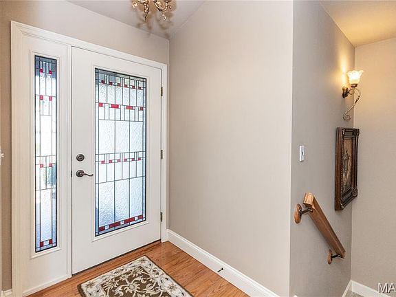 2nd image of 910 Daffodil Ridge Dr