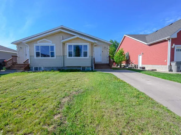 9249 N 94th Ave, Grande Prairie, AB T8V 7S1