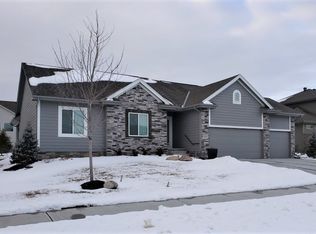 6609 S 199th St, Omaha, NE 68135