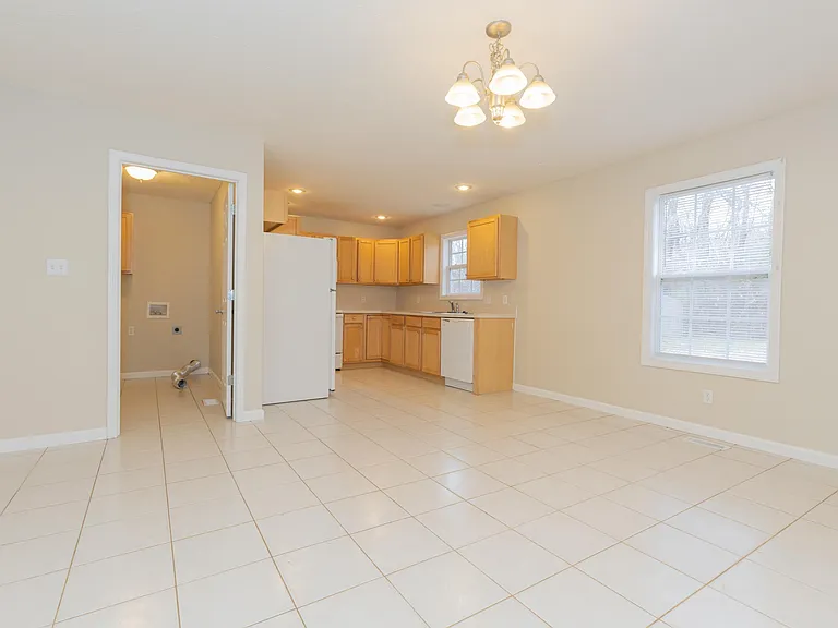 7778 Sandalwood Dr — Photo 4