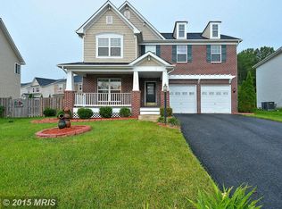 18526 Quantico Gateway Dr, Triangle, VA 22172