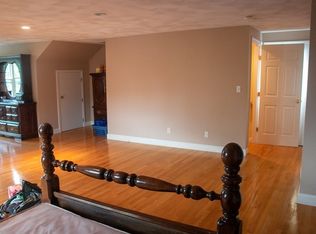 4 Humphrey St UNIT 1, Wakefield, MA 01880