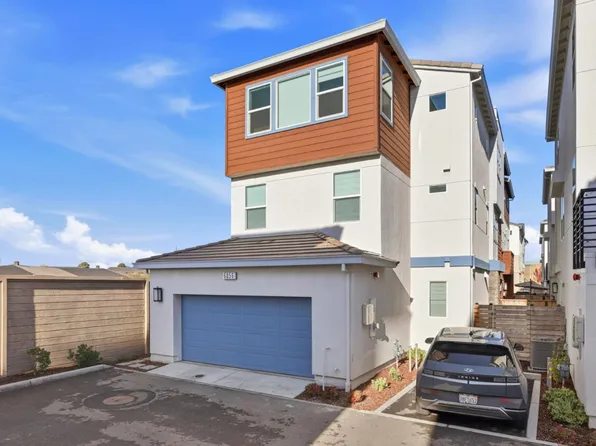 6056 Bullion Ln, Dublin, CA 94568