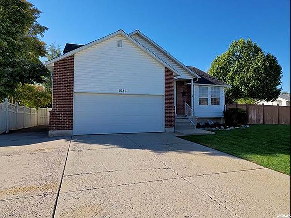 3rd image of 1585 W Erickson Park Dr