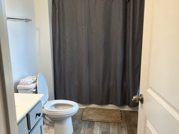 781 Mint Hill Cir, Winston Salem, NC 27106