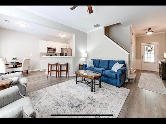 4th image of 3073 Cross Creek Dr #123