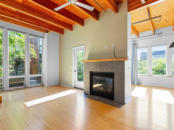 4th image of 500 NE Brazee St #1B