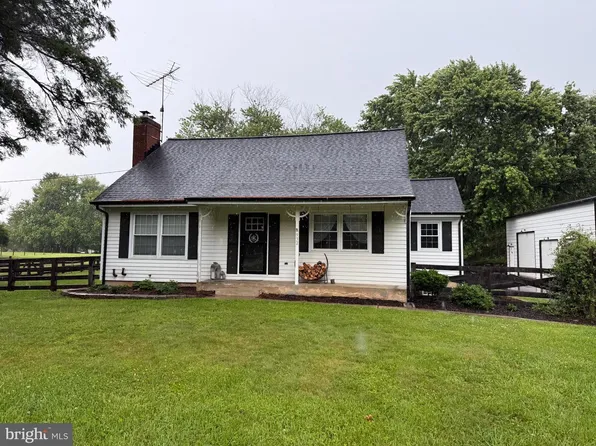 932 Bear Branch Rd, Westminster, MD 21157