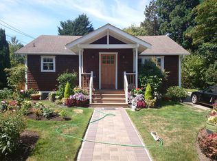 5407 49th Ave SW, Seattle, WA 98136