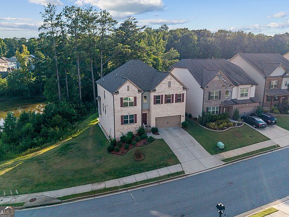 2nd image of 327 Round Pond Dr