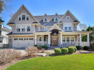 355 Taylor Ave, Glen Ellyn, IL