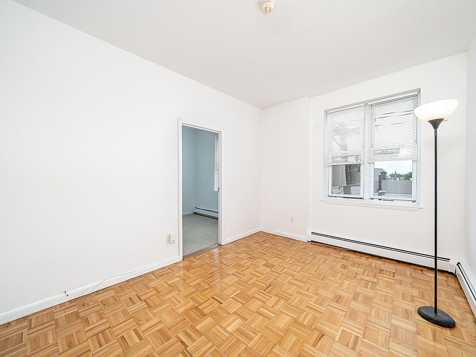 1st image of 314 Paterson Plank Rd APT 3B