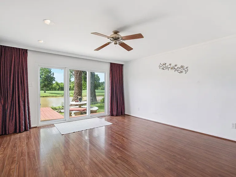 2810 Lake View Dr — Photo 28