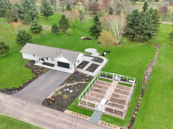 W6199 Fairway Dr, Spooner, WI 54801