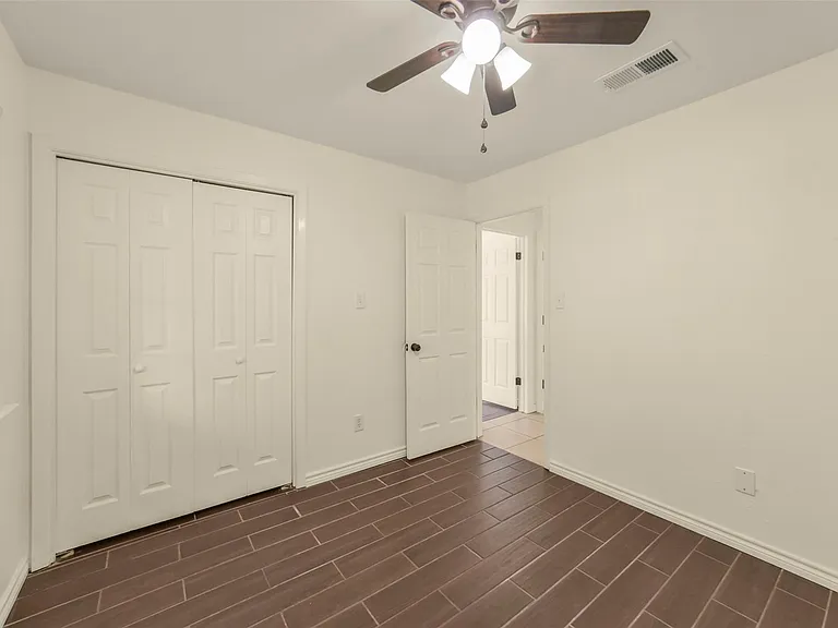 18147 Dinner Creek Dr — Photo 18