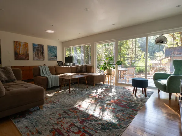 10 Southwest Dr, Bonny Doon, CA 95060