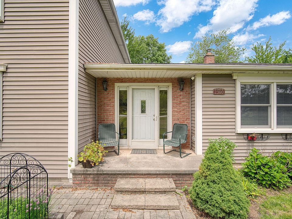2300 Oakville Waltz Rd, New Boston, MI 48164 Zillow
