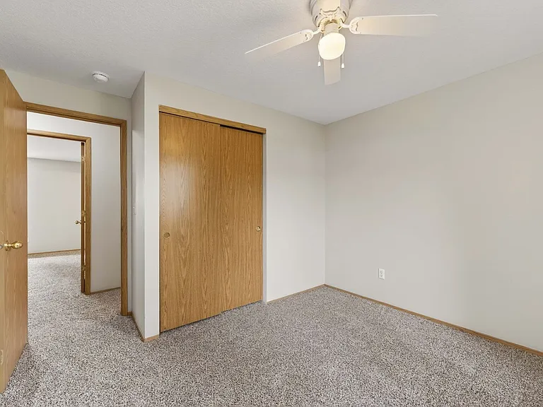 17005 NE 21st St — Photo 25
