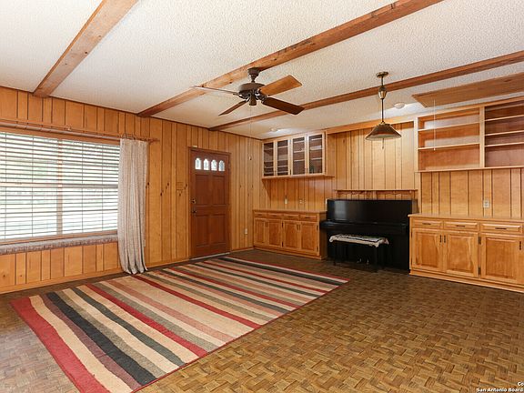 5th image of 6006 Forest Bend