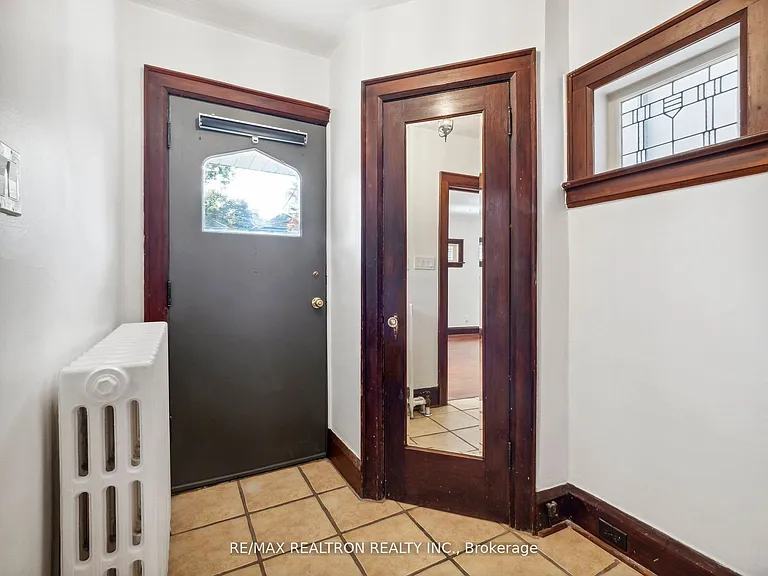 186 Wanless Ave — Photo 5