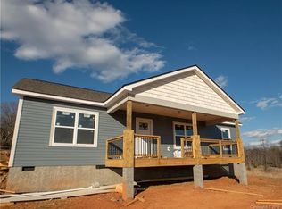 110 Bluebird Meadows Ct, Leicester, NC 28701