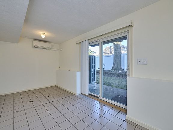 3rd image of 9 Circuit Ln #9