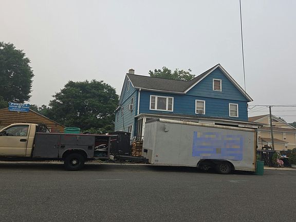 3rd image of 211 Union Ave