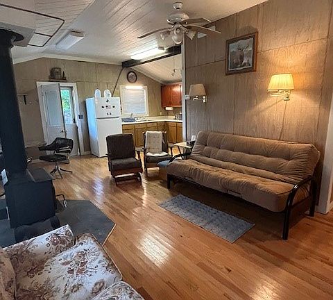 5th image of 206 Darby Ln