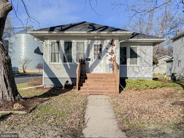622 E Depue Ave, Olivia, MN 56277