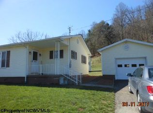 1987 Old Mill Rd, Weston, WV 26452